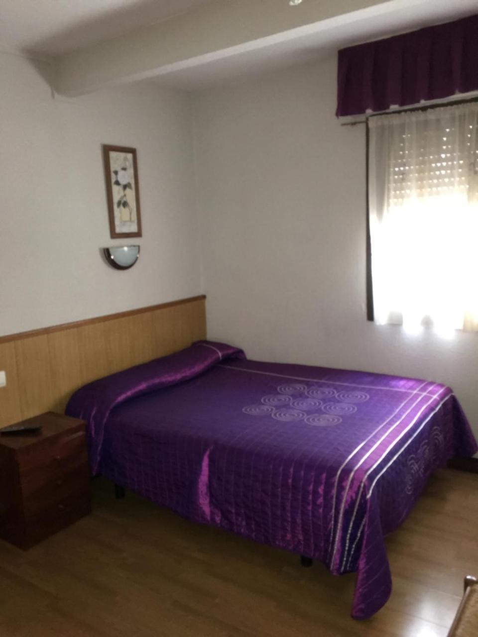 Hostal Hilton Burgo Buitenkant foto