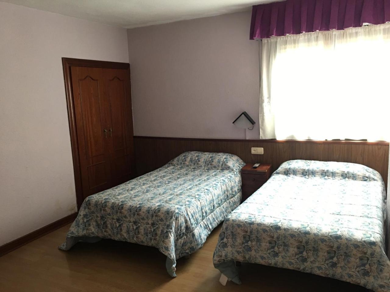 Hostal Hilton Burgo Buitenkant foto
