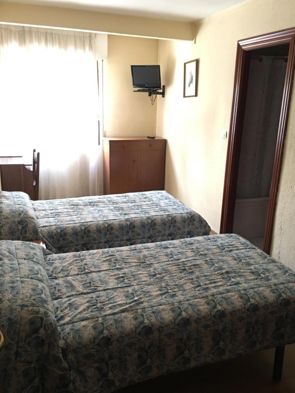 Hostal Hilton Burgo Buitenkant foto
